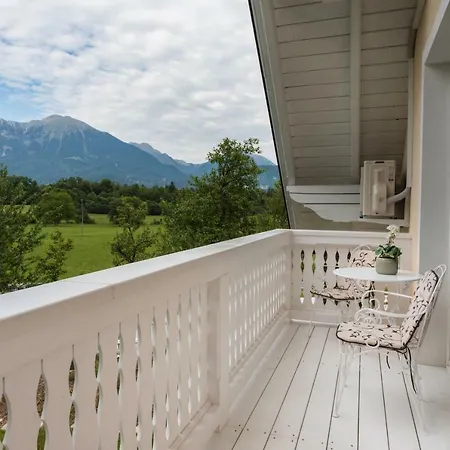 Katja * Μπλεντ